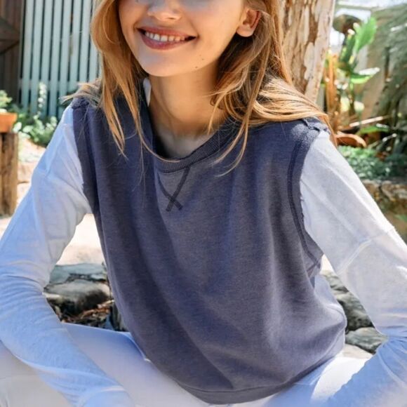 FREE PEOPLE FP Movement Kick It Muscle Top - Picture 3 of 6